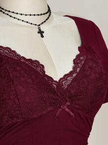 SHEIN ICON 加大码 V 领蕾丝拼布褶皱腰合身针织 T 恤，性感夏季上衣，婚礼宾客服装