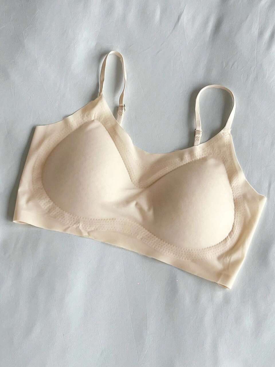 Solid Color Seamless Adjustable Strap Lightly Padded Women's Bra Lingerie For Women