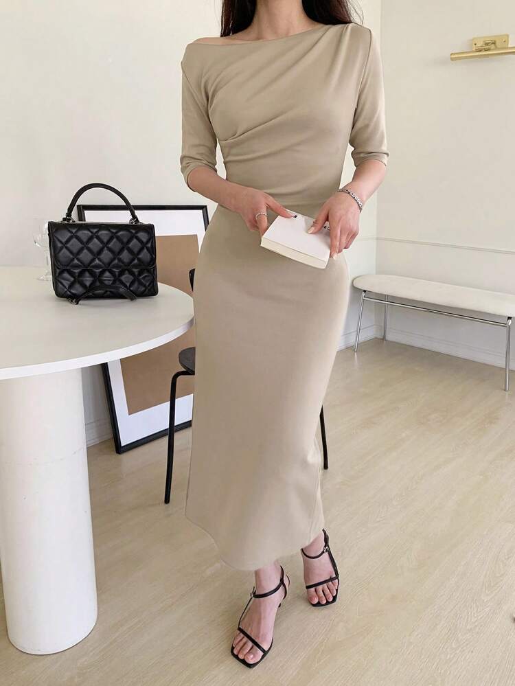 Women's Oblique Shoulder Waist Gathered Mid-Length Wrap Dress