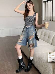 SHEIN 千禧年少女休闲朋克复古纯色水洗低腰破洞牛仔长裤，适合日常出行、户外、居家、早午餐、下午茶、通勤、机场穿着，秋季返校季必备。 - 中等水洗藍 - 查看 4