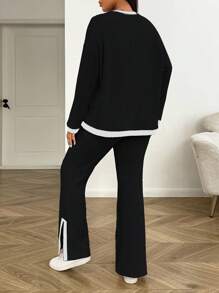 SHEIN PETITE CURVE 2 sztuki/zestaw Plus Size Kontrastowe wykończenie dzianiny żebrowanej z okrągłym dekoltem, długim rękawem i rozciętymi nogawkami, długie spodnie, zimowe ubrania dla kobiet - Czarne i Białe - Zobacz 2