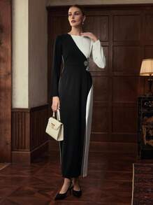 ZEYLAH Đầm nữ cổ tròn dài tay đính đá hoa màu tương phản thanh lịch - Đen và trắng - Xem 4