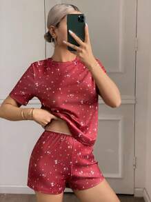 DAZY Conjunto de pijama de 2 piezas con camiseta de manga corta y shorts con estampado de flores menudas para mujer