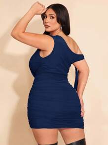 SHEIN BAE Plus Size Women's Asymmetric Off-Shoulder Ruched Hem Dress, Suitable For Dates, Outings, Valentine's Day, Coquette, Fitted, Solid, Women's Basics, Western Women's Clothes, Fall, Tight, Easter, Spring Outfits, Valentine's Day Outfits, Office Women's Outfits, Sexy Red Dress/ Plus Size Club Dress/ Plus Size Birthday Outfit/,Fall Dresses For Women