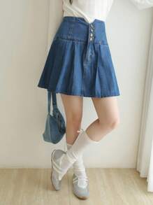 K-Vae Women's Fall Denim Blue Pleated Short Casual Denim Skirt, Button Decorated Skirt,Korean Style Fall Women Clothes,Back To School,Teacher Outfits For Women