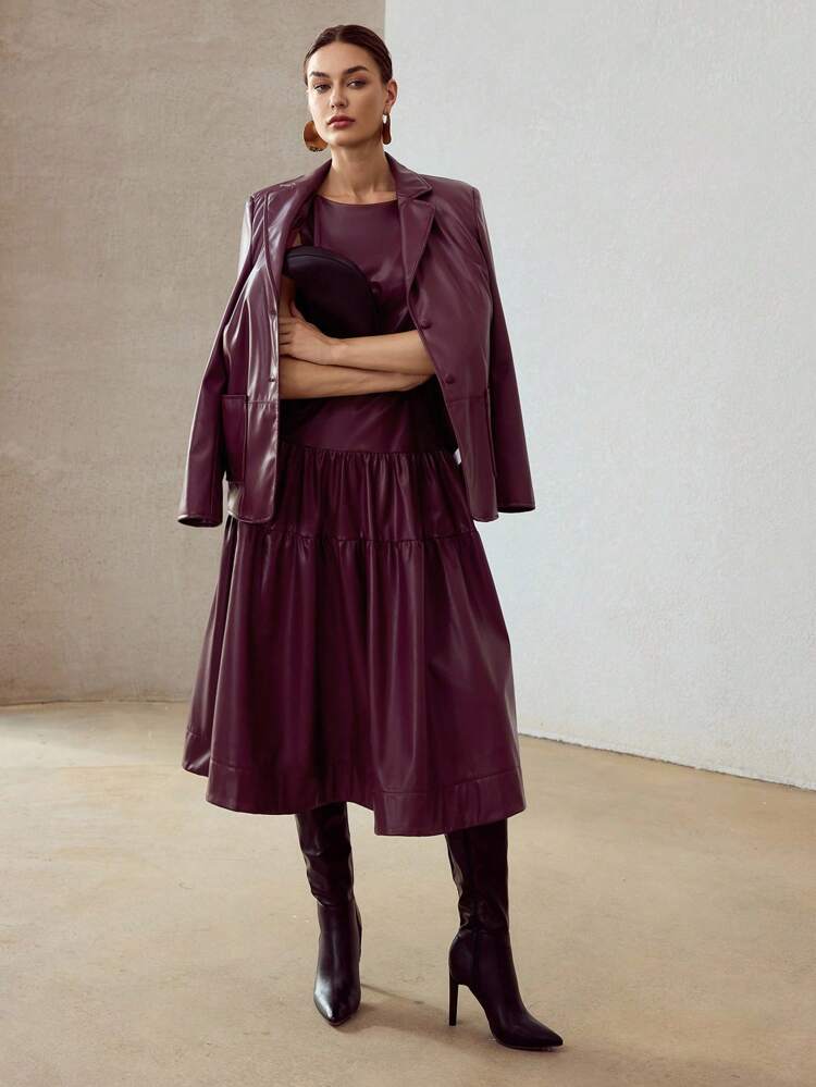 PUレザー ソリッド ラインストーン メタルベルト フレアヘム ノースリーブドレス