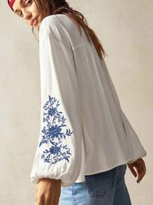 Bohemela 大码女式花卉刺绣落肩长袖宽松衬衫