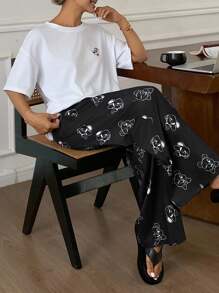 DAZY 女士卡通印花宽松T恤和全长睡裤套装 - 白色 - 查看 1