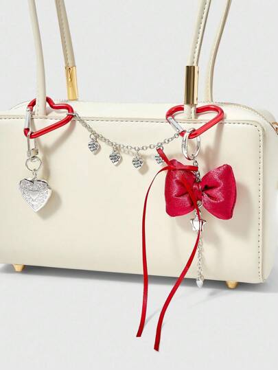 Kawaii Colgante de llavero con lazo de cinta en forma de corazón rojo, con hebilla en forma de corazón y decoración de lazo 3D - Adorno con dije de metal en forma de corazón