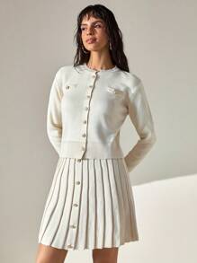 CLARA VERO 女士纯色前扣假口袋开衫和褶皱毛衣裙套装 - 米色 - 查看 3