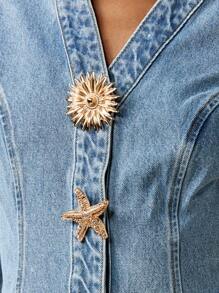 MISSGUIDED 牛仔夹克，贝壳海星金色纽扣细节，合身收腰长袖休闲时尚春夏沙滩装上衣 - 淺色水洗藍 - 查看 6