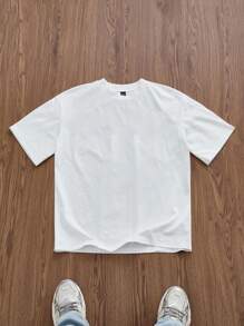 Manfinity EMRG 时尚街头拳击口号休闲印花白色标准版型插肩短袖男式 T 恤