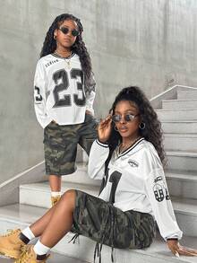 SHEIN 青少年女孩休闲街头风格 V 领长袖黑白字母印花宽松 T 恤，兄弟姐妹装（2 件单独出售） - 黑與白 - 查看 4