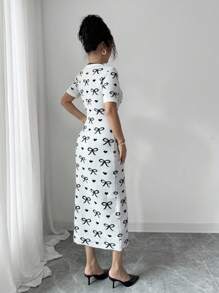 SHEIN Raffinéa 女士时尚圆领短袖蝴蝶针织连衣裙 - 黑與白 - 查看 2