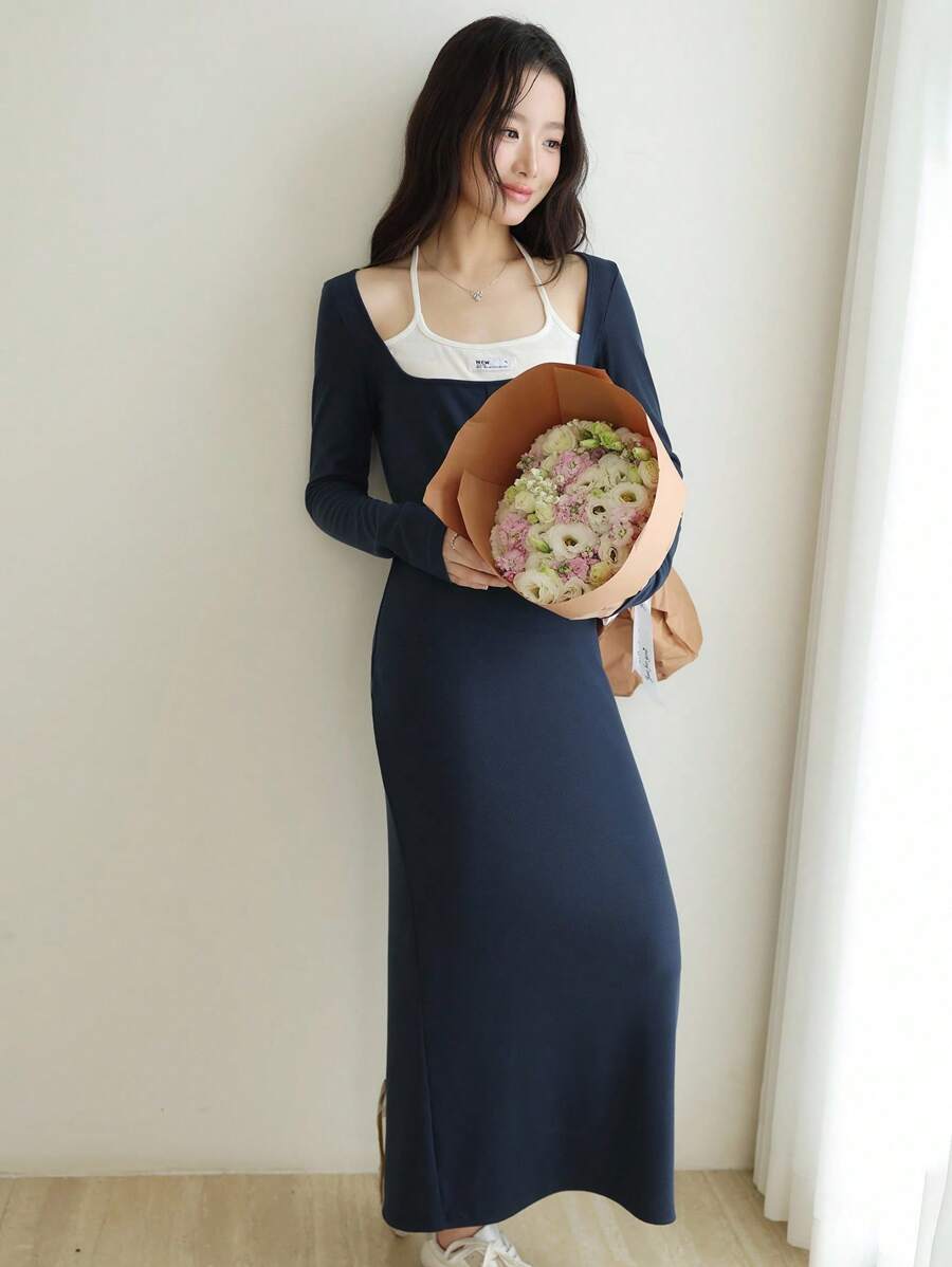 K-Vae Women's Elegant Navy Blue And White Knitted Maxi Dress,Long Sleeve Square Neck Button Slim-Fit Bodycon Dress,Autumn Everyday Chic For Brunch - Navy Blue - View 1