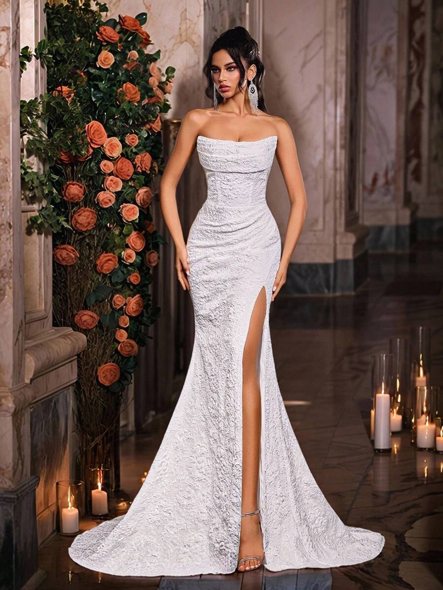 Glamrae Váy Maxi đuôi cá trễ vai bằng vải satin jacquard màu trắng thanh lịch, xẻ tà cao, có thể điều chỉnh dây buộc phía sau, trang trí nơ, thích hợp cho lễ tốt nghiệp, đám cưới, bãi biển, vườn, lễ nhà thờ ngoài trời - trắng - Xem 1