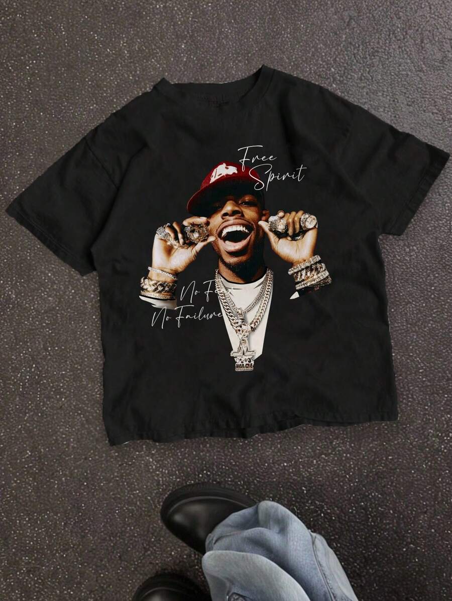 SHEIN 休闲卡通明星图案宽松圆领短袖T恤，适合青少年男孩，棉混纺面料，夏季穿着