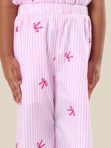 SUMWON Ensemble coordonné haut à volants et pantalon avec imprimé nœud pour filles, col carré, été, vacances, plage, taille élastique, jambes larges. Tenue de vacances pour enfants