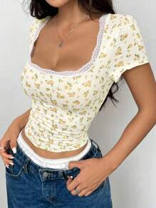 Flirla Women Contrast Lace Cute Bowknot Decor Short Sleeve Simple T-Shirt, Casual Daily Wear Graphic Tees Women Tops