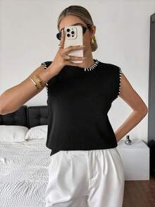 SHEIN Frenchy Gilet tricoté à col rond décontracté pour femmes, avec couture contrastée. Pull tricoté, convient pour les déplacements quotidiens. Superposition pour l'automne, nouvelles arrivées pour l'automne et l'hiver, pour le port quotidien et la superposition, retour à l'école, automne femmes, hauts mignons, hauts de sortie femmes, femmes old money, tenue décontractée femmes, toutes saisons - Noir et Blanc - Voir 1