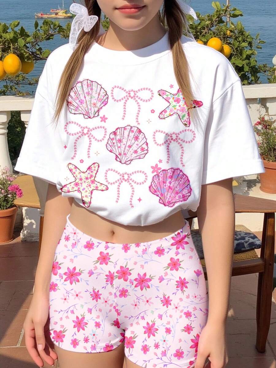 SHEIN 2 件套青少年女孩休闲贝壳、蝴蝶结、花卉印花短袖 T 恤和短裤套装，适合夏季度假氛围 - 彩色 - 查看 1