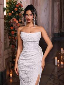 Glamrae Váy Maxi đuôi cá trễ vai bằng vải satin jacquard màu trắng thanh lịch, xẻ tà cao, có thể điều chỉnh dây buộc phía sau, trang trí nơ, thích hợp cho lễ tốt nghiệp, đám cưới, bãi biển, vườn, lễ nhà thờ ngoài trời - trắng - Xem 3