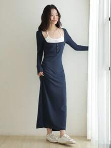 K-Vae Women's Elegant Navy Blue And White Knitted Maxi Dress,Long Sleeve Square Neck Button Slim-Fit Bodycon Dress,Autumn Everyday Chic For Brunch - Navy Blue - View 4