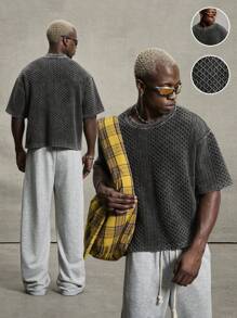 PAVTROS Manfinity Streetrush 男士年轻街头风短袖T恤，采用清爽卫衣面料，修身剪裁，简约珍珠光泽设计，融合现代时尚与街头风格，简约时尚，独具一格，适合日常搭配，时尚潮流，街头服饰，休闲聚会，节日礼物，男女皆宜的图案T恤，嘻哈街头风，送给男朋友的礼物，男士街头服饰，万圣节派对 - 黑色 - 查看 3