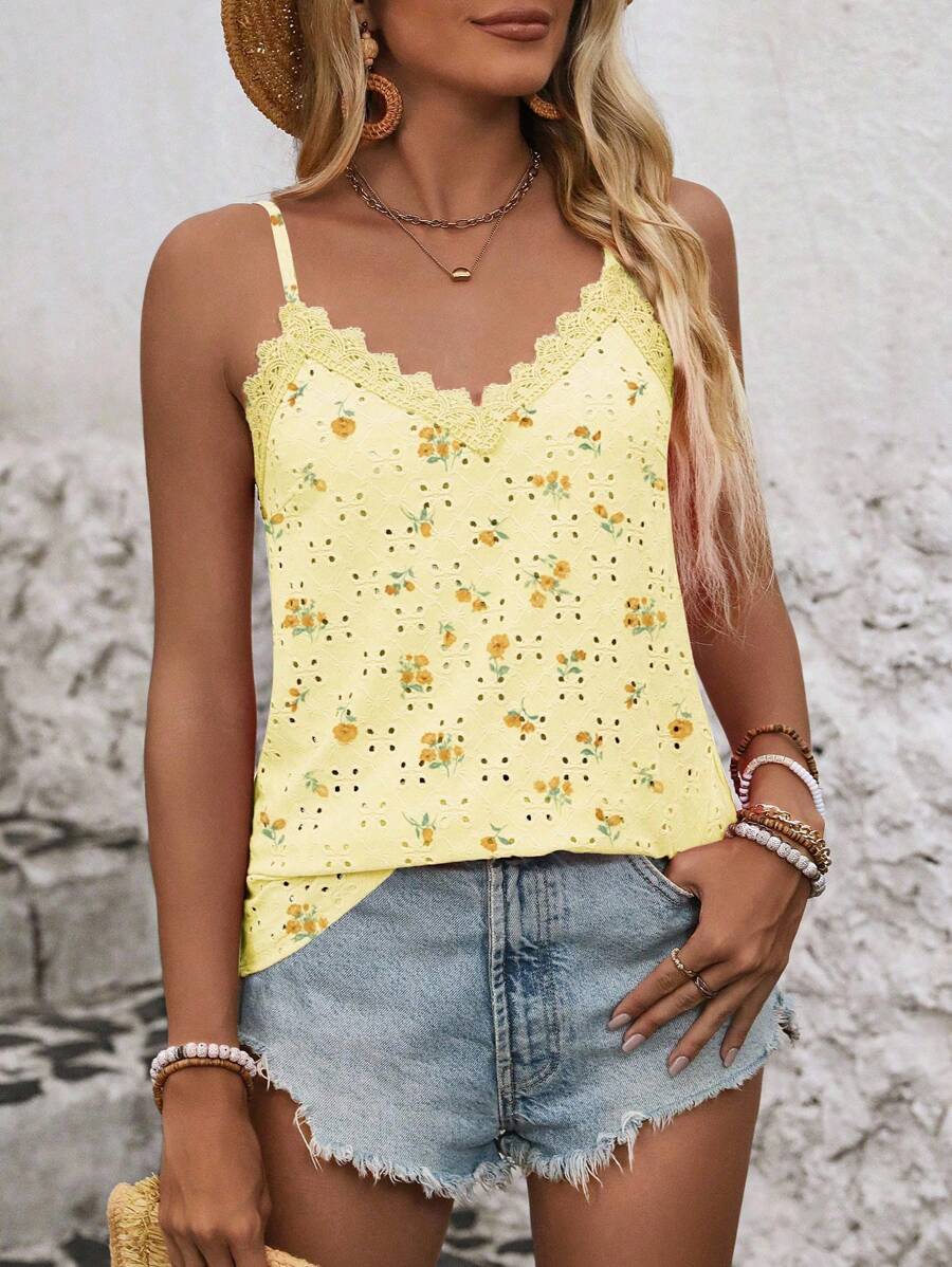 Chiquease Women's Elegant Hollow-Out Embroidery Jacquard Jacquard Lace Patchwork Camisole