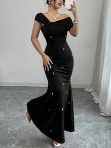 Rafferiza Elegant Asymmetrical Neck Red Straight Wool Beaded Fishtail Dress For Women, Spring/Summer - Black - View 6