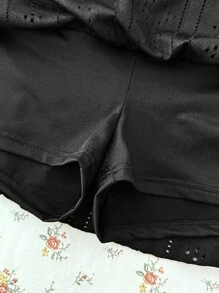 少女黑色针织休闲百搭镂空褶皱 A 字低腰迷你裙，适合夏季