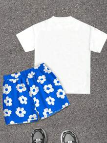 SHEIN Ensemble haut à manches courtes et short imprimé floral bleu et blanc pour adolescents garçons, style décontracté de vacances, confortable et polyvalent, convient pour l'école, les voyages, les sports, la plage