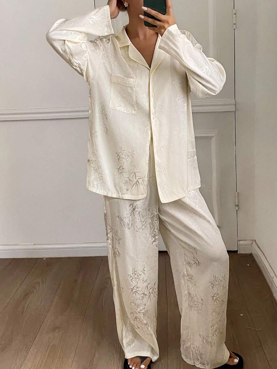 Chinese Style Bamboo Leaves Pattern Jacquard Satin Pajama Set Fall Winter Clothes