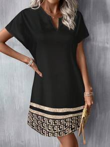 SHEIN LUNE Casual Pattern V-Neck Short Dress For Women, Suitable For Spring/Summer Suitable For Going Out Vacation Dress Chic Dress