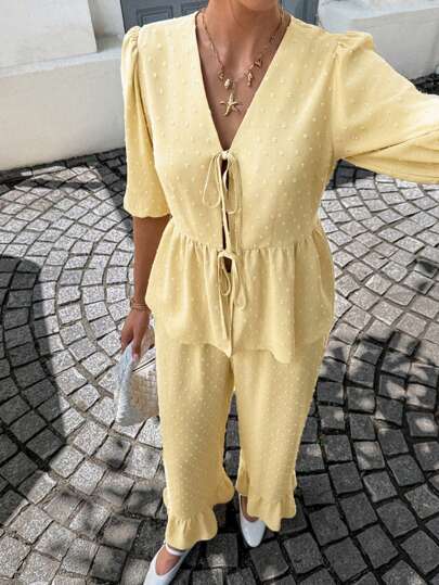SHEIN Frenchy Fall Women Clothes - Cute Tops Set Women - Back To School Clothes: 2025 New Arrival! Women's Vacation Casual 2 Pieces Set In Creamy Yellow. Babydoll Puff Sleeve 3/4 Sleeve Shirt With Front Bowknot, Paired With Straight-Leg Loose Pants. Made Of Creamy Yellow 3D Polka Dot Fabric. Ideal For Afternoon Tea, Daily Wear, Commuting, And Airport Outfits Winter