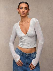 SHEIN BAE Áo thun dài tay cổ chữ V ren hoa gợi cảm thời trang thu đông, áo thun lưới thoáng khí cổ chữ V sâu ôm sát tay ngắn, phù hợp cho mùa xuân, hè và thu, áo Y2k Y2k, áo đi chơi nữ, đêm hẹn hò, trang phục Halloween nữ, giáng sinh - trắng - Xem 7
