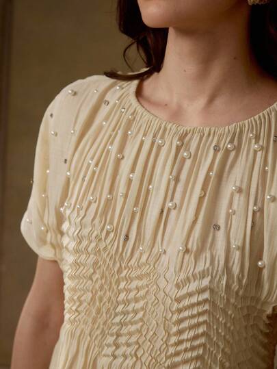 MOTF PREMIUM 仿珍珠细节褶皱衬衫