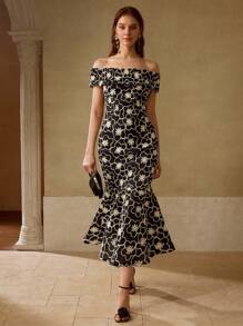 MOTF PREMIUM 绳绣露肩休闲度假优雅日常黑白鱼尾修身中长款女士连衣裙 - 黑色 - 查看 5