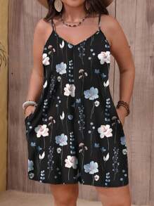 SHEIN VCAY Plus-Size Minimalist Textured Suspender Jumpsuit With Black And Blue Floral Print, Perfect For Summer Casual Wear, Featuring Slanted Pockets. - Black - View 1