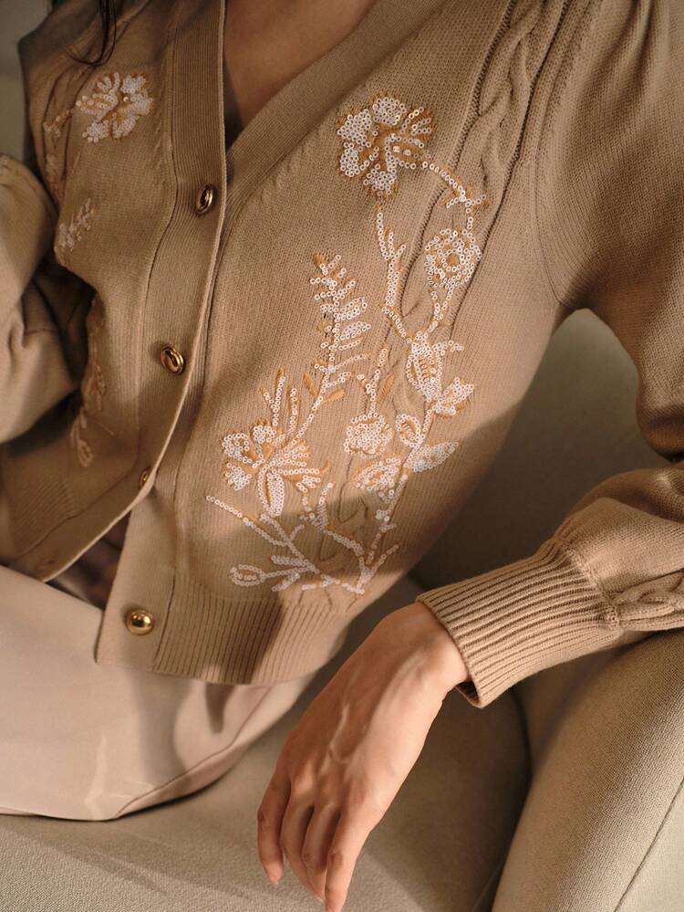 EMBROIDERY BUTTON UP CARDIGAN