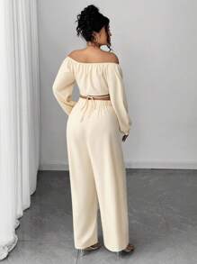 Elenzga 大码女式露肩抹胸蝴蝶结肩带长袖上衣和直腿宽裤两件套