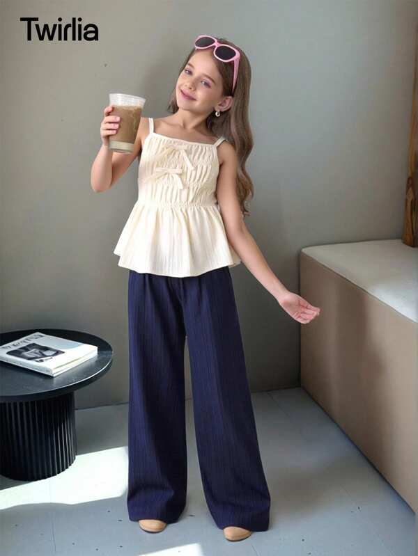 SHEIN 2pcs/Set Spring & Summer Tween Girls Casual Sweet Cute Textured Shirred Loose Tank Top And Wide Leg Pants Set, Suitable For Daily Commute, Holiday, Casual Outfit Summer Holiday