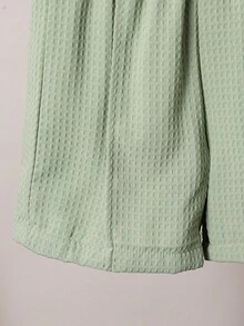 SHEIN 3件套男童舒适日常百搭休闲时尚学院风撞色拼接藏蓝色背心短裤搭配白色针织polo衫，多件套设计，适合春夏季节、日常生活、运动、校园活动、聚会、节日庆典、演出、摄影、返校季等场合。绿色 - 薄荷綠 - 查看 4