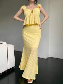 Modelyn Yellow Hollow-Out Metal Buckle Short Sleeve Cropped Blouse Top For Women - Yellow - View 6