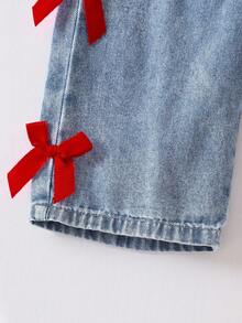 SHEIN Playful Pals 2 件套年轻女孩休闲樱桃蝴蝶结印花针织运动衫和牛仔裤套装，适合秋季/春季