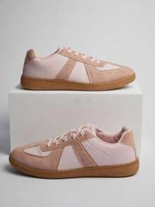 Solezae 畅销女款仿德国复古系带圆头橡胶底休闲灰粉色运动鞋 - 经典百搭必备