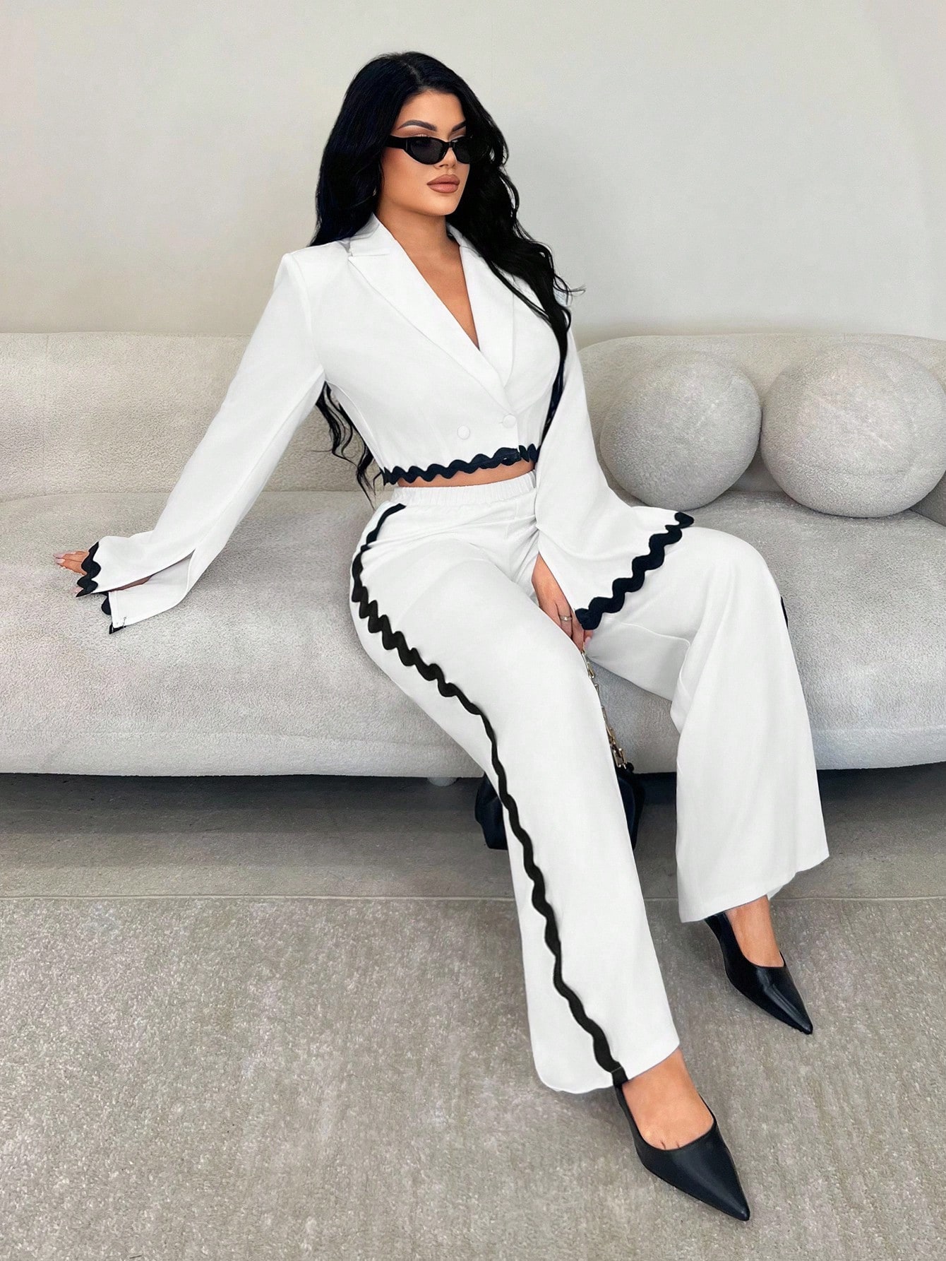 SHEIN SXY طقم بدلة بليزر وبنطلون ذو حواف ملونة وكت...