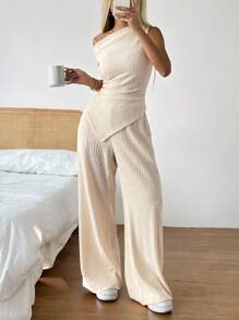 SHEIN EZwear 女士提花针织斜肩褶饰 T 恤和裤子套装 - 杏色 - 查看 1