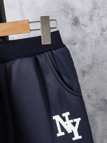 SHEIN Vacaura 2pcs/Set Tween Boy Warm Thick Pullover Hoodie & Pants Set With Pocket, Printed Design, Autumn/Winter Fall - Navy Blue - View 5