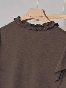 Franclia 女士常规款花卉蕾丝圆领喇叭袖宽松T恤，休闲百搭，适合通勤、外出、运动、聚会、居家等场合，春夏皆宜，Maillard风格，棕色系，适合大学校园穿着。 - 咖啡棕 - 查看 2